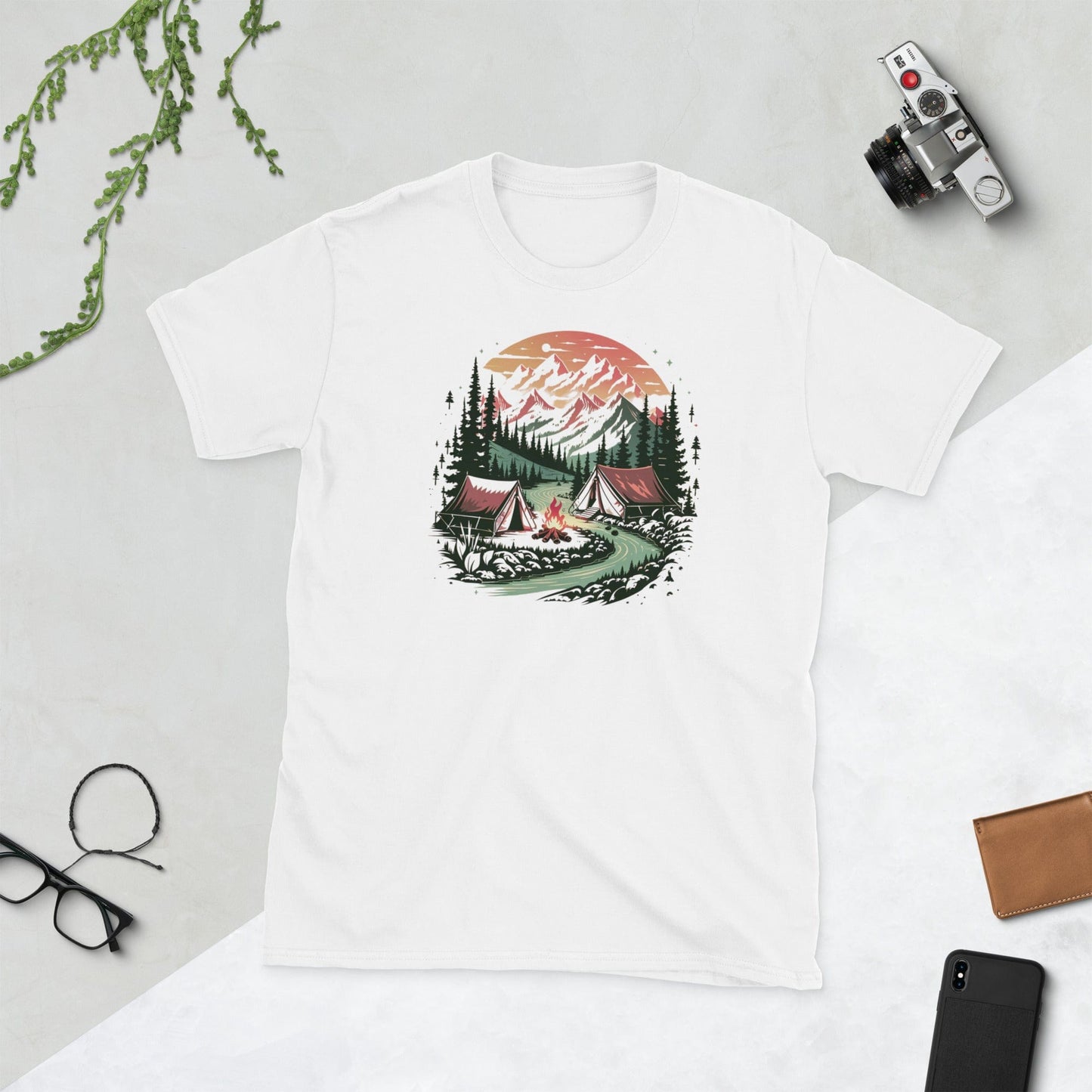 Padres Mágicos Blanco / S Camiseta Camping en las Montañas - Diseño Aventurero y Tranquilo