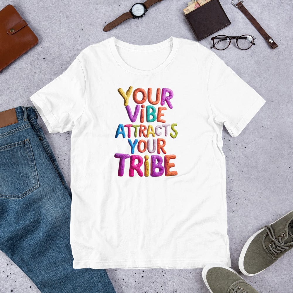 Padres Mágicos Blanco / S Camiseta "Tu Vibra Atrae a Tu Tribu" de algodón suave