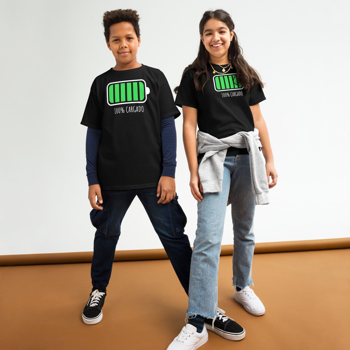Padres Mágicos Camiseta Padre/Madre e Hijo/a "Batería Cargada"