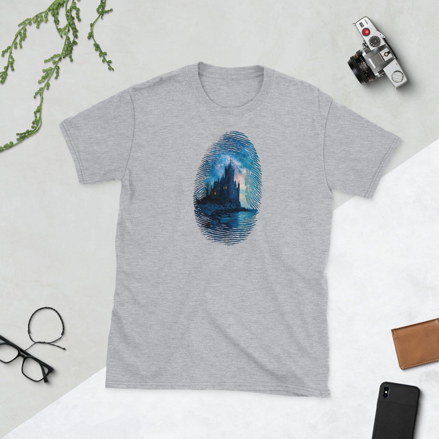 Padres Mágicos Gris deportivo / S Camiseta "Castillo en la Huella" - 100% Algodón con Diseño Artístico y Misterioso