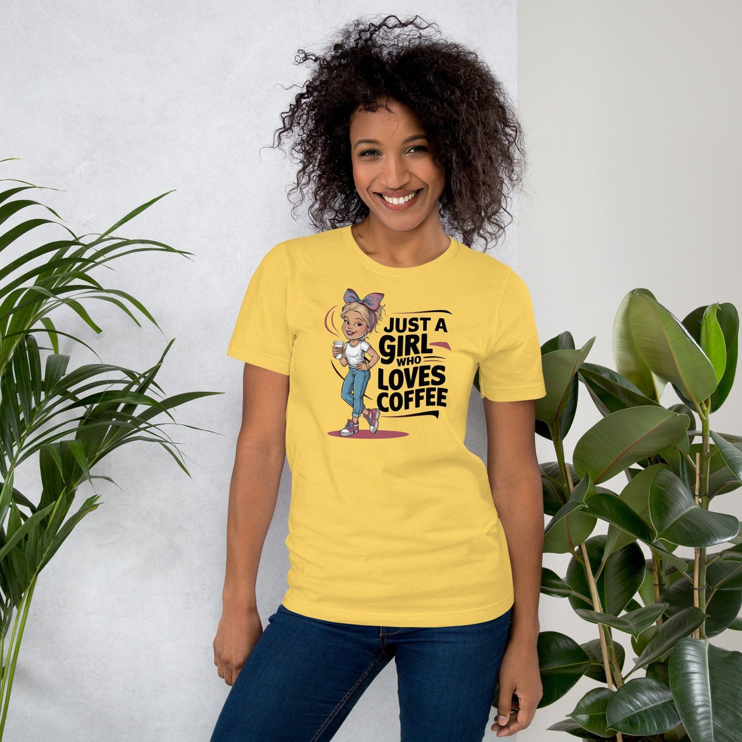 Padres Mágicos Amarillo / S Camiseta Divertida "Just a Girl Who Loves Coffee" - Diseño Femenino