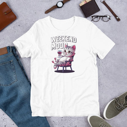 Padres Mágicos Blanco / S Camiseta "Gato Fin de Semana" de algodón suave - Para los que disfrutan de la relajación y el buen humor