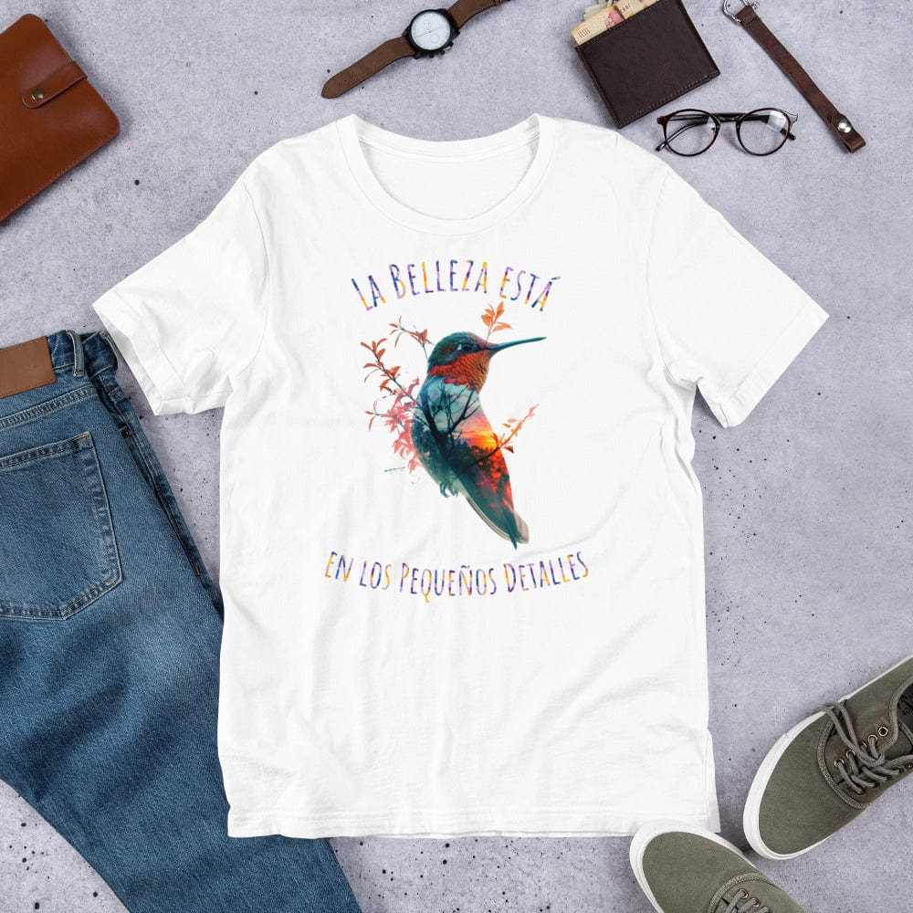 Padres Mágicos Blanco / S Camiseta "La Belleza Está en los Pequeños Detalles" - Colibrí