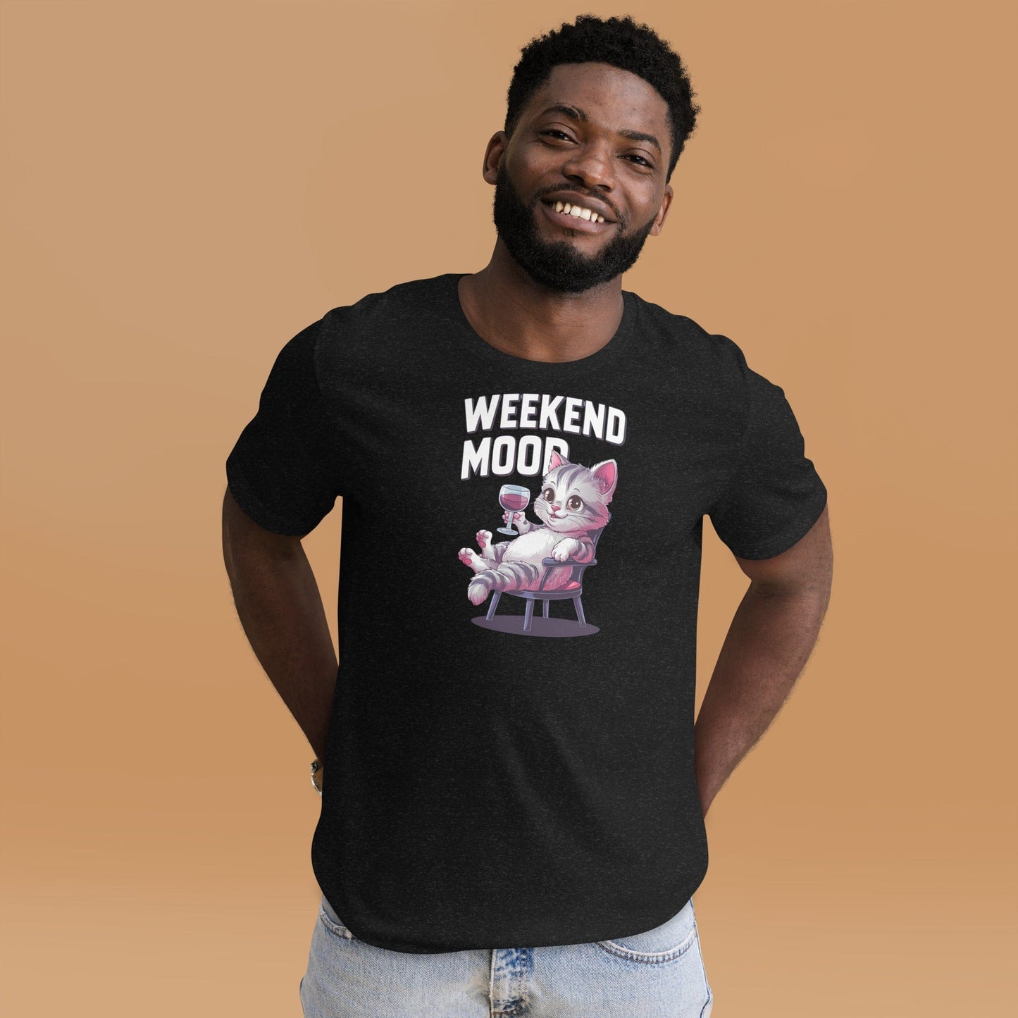 Padres Mágicos Camiseta "Gato Fin de Semana" de algodón suave - Para los que disfrutan de la relajación y el buen humor