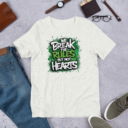 Padres Mágicos Ceniza / S Camiseta "We Break the Rules but Not Hearts" - Diseño Rebelde y Divertido