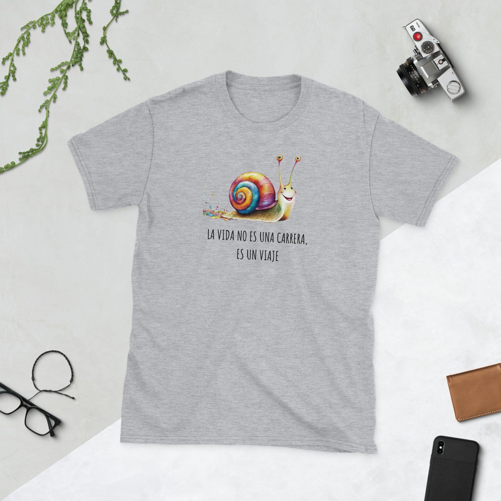 Padres Mágicos Gris deportivo / S Camiseta "Caracol Viajero" - 100% Algodón con Mensaje Inspirador