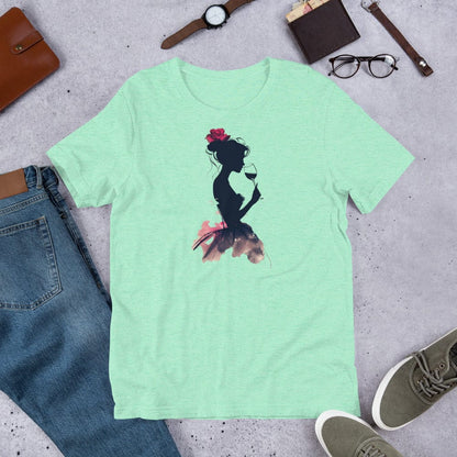 Padres Mágicos Menta jaspeado / S Camiseta "Silhouette con Vino" - Elegancia y Estilo