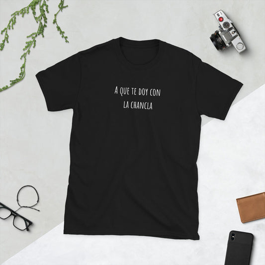 Padres Mágicos Negro / S Camiseta "A que te Doy con la Chancla" - Humor Familiar Clásico